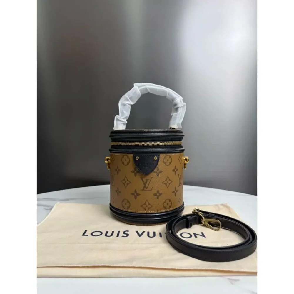 Louis Vuitton Women Pre-Loved Bag Very Good Condition